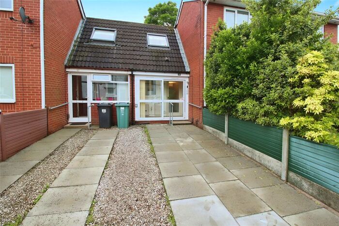 1 Bedroom Detached House For Sale In Lever Street, Radcliffe, Manchester, Greater Manchester, M26