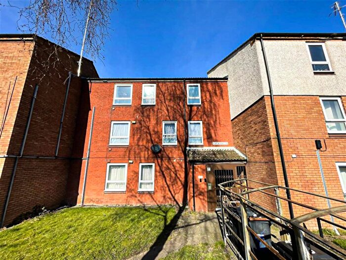 1 Bedroom Flat For Sale In Neston Gardens, Leicester, LE2