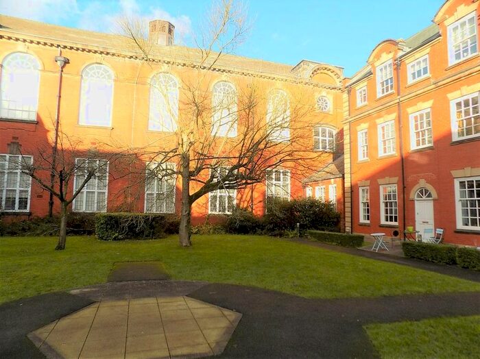 1 Bedroom Flat To Rent In Springhill Court, Bluecoat, Wavertree, Liverpool, L15