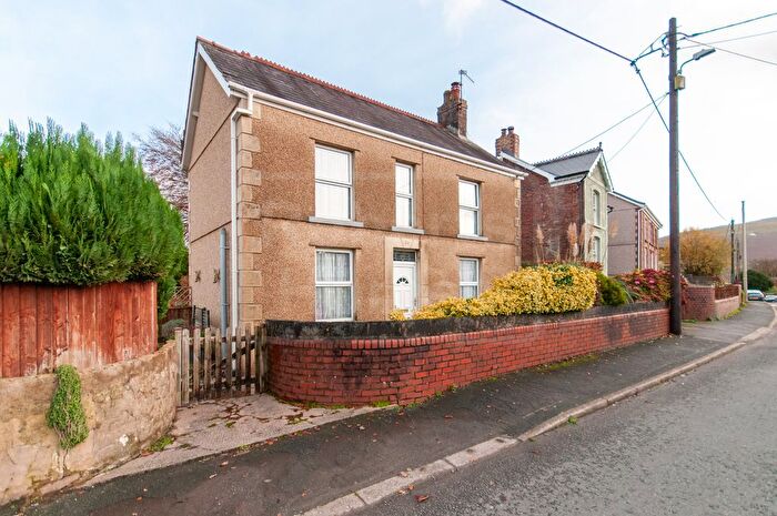 3 Bedroom Detached House For Sale In Cwmphil Road, Lower Cwmtwrch, Swansea, SA9