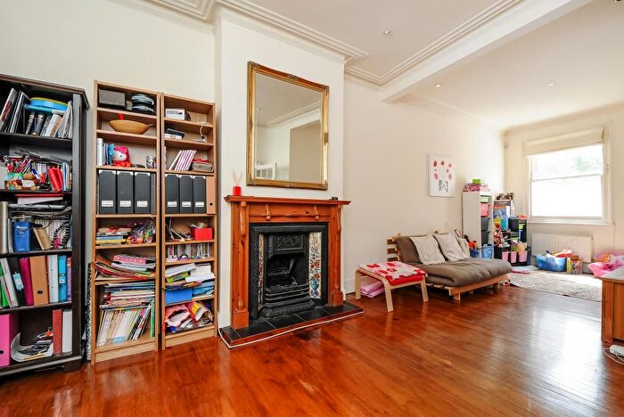 3 Bedroom Terraced House To Rent In Pattison Road, Hampstead, NW2