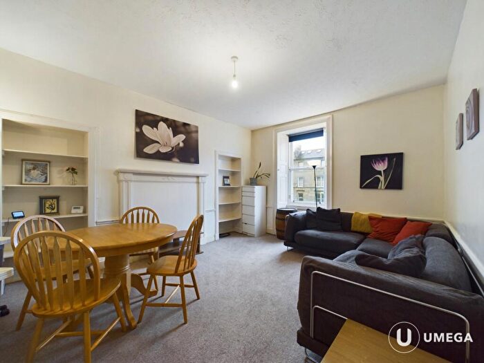 3 Bedroom Apartment To Rent In Leith Walk, Edinburgh, EH6