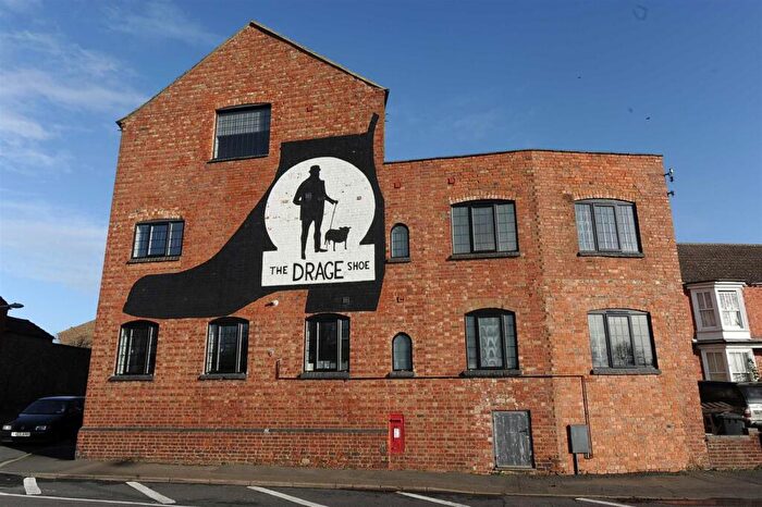 2 Bedroom Flat To Rent In Hope Court, Hope Street, Bozeat, NN29