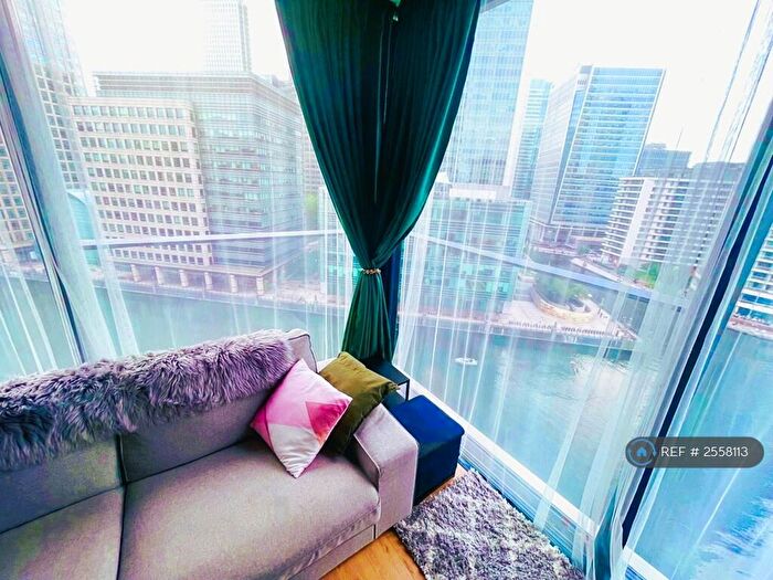 2 Bedroom Flat To Rent In Hampton Tower, London, E14