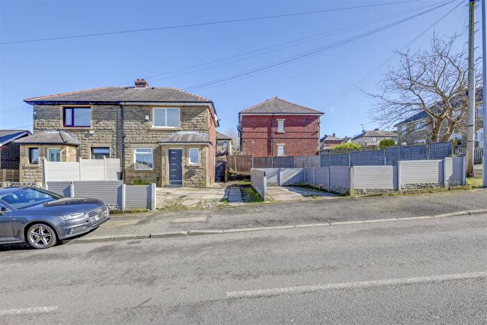 2 Bedroom Semi Detached House For Sale In Gladstone Street, Bacup, Rossendale, OL13
