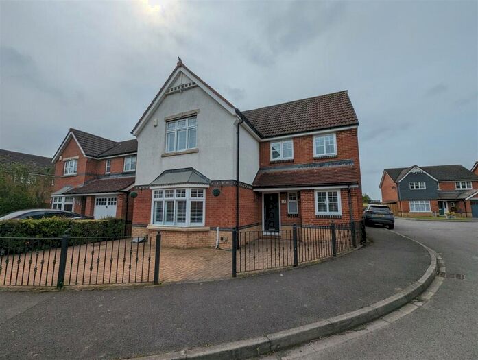 4 Bedroom Detached House For Sale In Newquay Close, Darlington, DL3