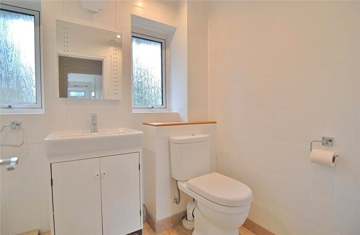 3 Bedroom Terraced House For Sale In Mathews Way, Stroud, Gloucestershire, GL5