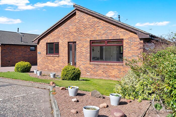 3 Bedroom Detached Bungalow For Sale In Beachmont Place, Dunbar, EH42