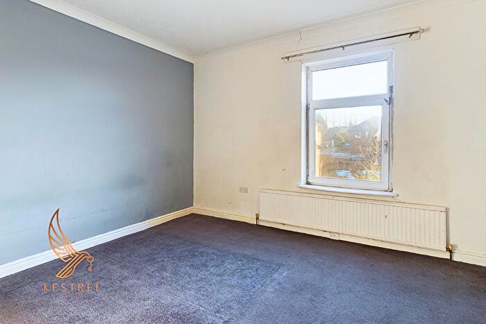 2 Bedroom Semi-Detached House For Sale In Bow Street, Cudworth, Barnsley, S72