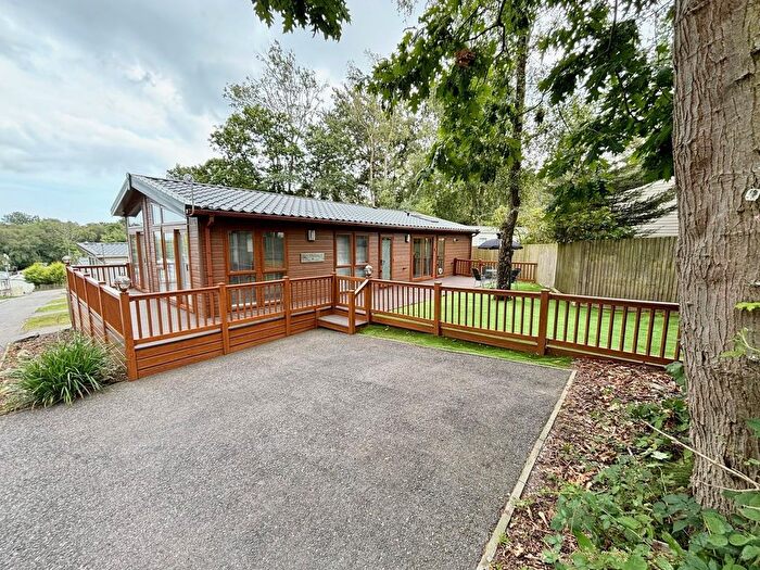 2 Bedroom Mobile/park Home For Sale In Beauport Park, The Ridge West, St Leonards On Sea, TN37