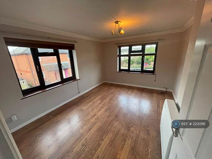 1 Bedroom Flat To Rent In Regents Court, Southminster, CM0