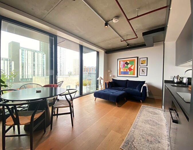 1 Bedroom Apartment To Rent In Phoenix Building, Chapeltown Street, M1