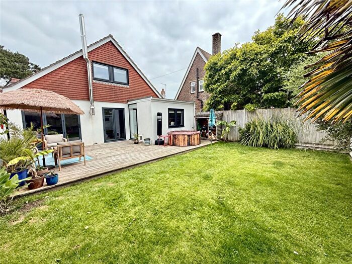 4 Bedroom Detached House For Sale In Sea Front Estate, Hayling Island, Hampshire, PO11