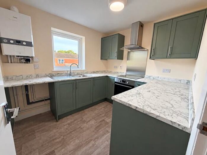 1 Bedroom Maisonette To Rent In Pinemead, Shefford, SG17