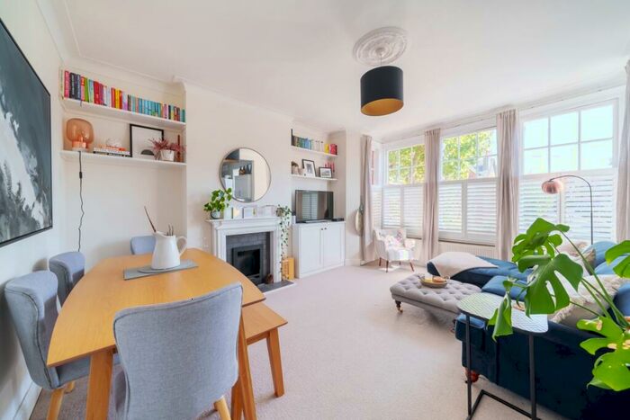 2 Bedroom Flat To Rent In Muswell Hill Road London, N10