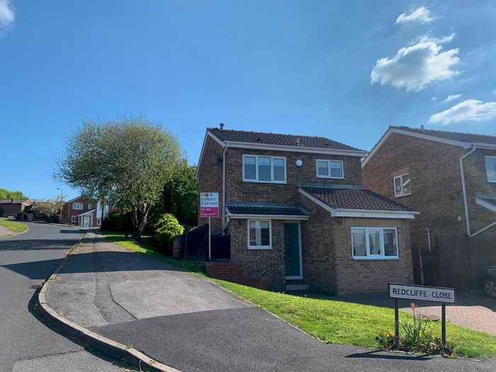 4 Bedroom Property To Rent In Redcliffe Close, Barnsley, S75