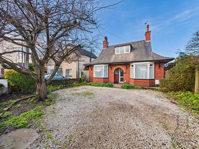 2 Bedroom Detached Bungalow For Sale In Carlton Hill, Nottingham, NG4