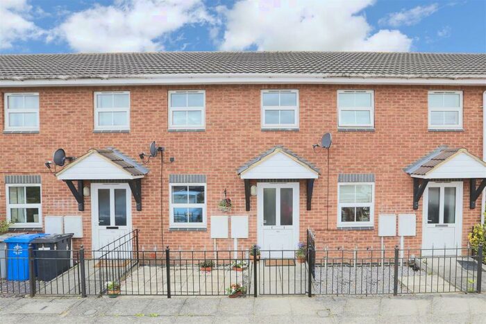 2 Bedroom Terraced House To Rent In Mill Green Court, Regent Street, Kettering, NN16