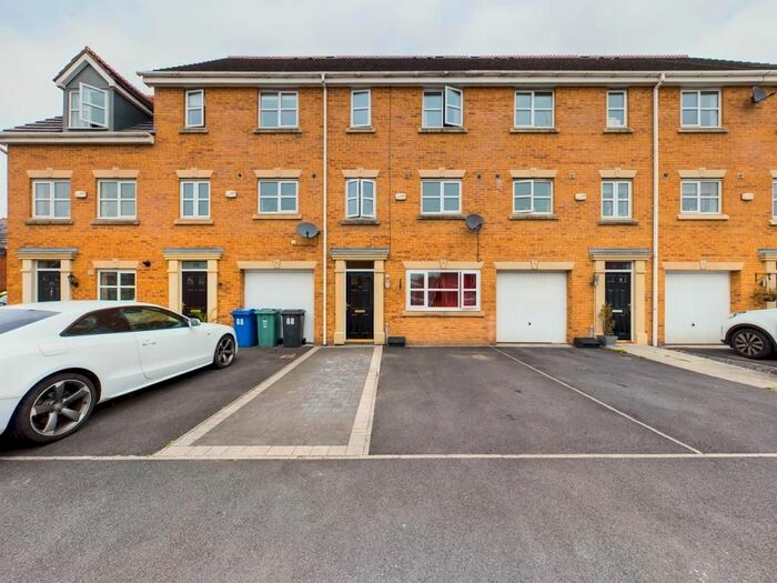 3 Bedroom Terraced House To Rent In Hutchinson Way, Radcliffe, Manchester., M26