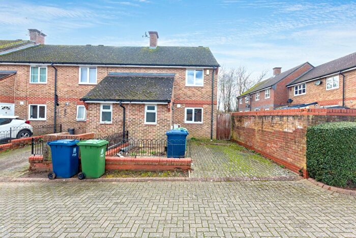 2 Bedroom End Terrace House For Sale In Falcon Close, Littlemore, Oxford, OX4