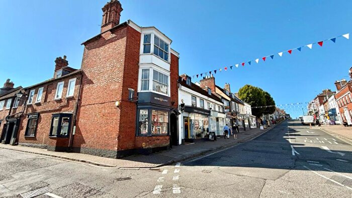 1 Bedroom Apartment For Sale In High Street, Lymington, SO41