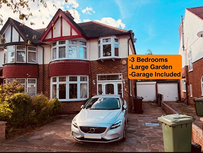 3 Bedroom Semi-Detached House To Rent In Ainsdale Crescent, North Harrow, HA5