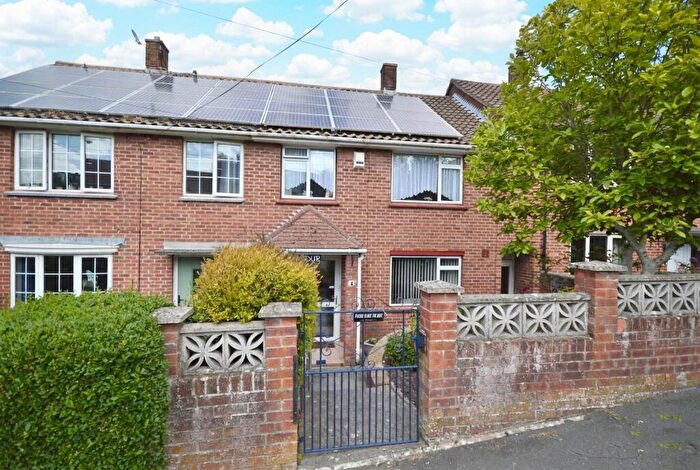 3 Bedroom Terraced House For Sale In Redford Walk, Bristol, BS13