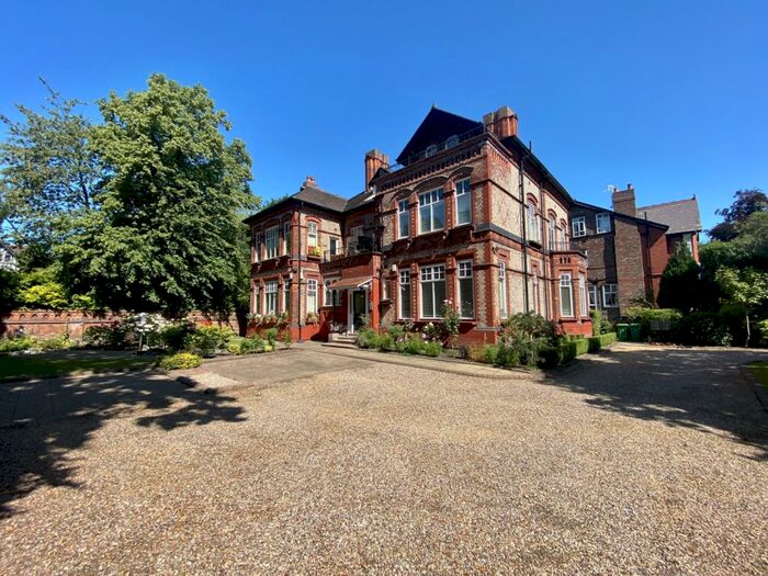 2 Bedroom Flat To Rent In Barlow Moor Road, Didsbury, Manchester, M20