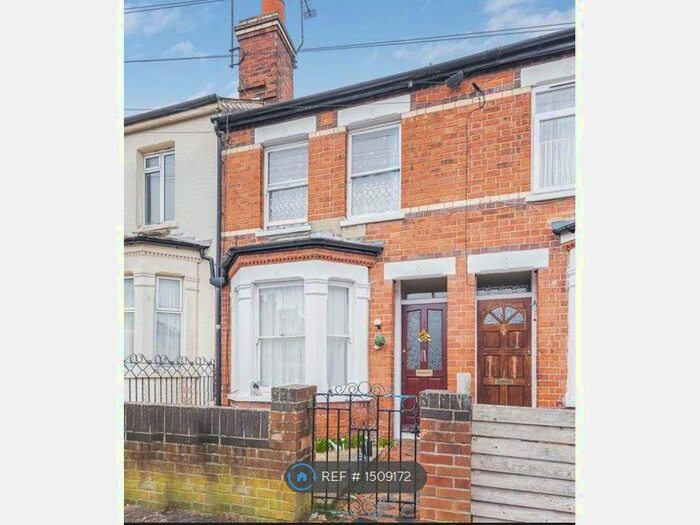 3 Bedroom Terraced House To Rent In Alma Street, Reading, RG30