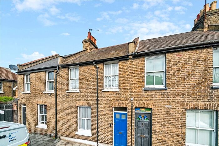 2 Bedroom Terraced House For Sale In Groton Road, SW18