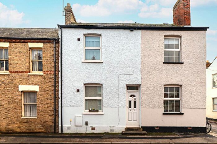 3 Bedroom Terraced House For Sale In Vicarage Road, Oxford, OX1