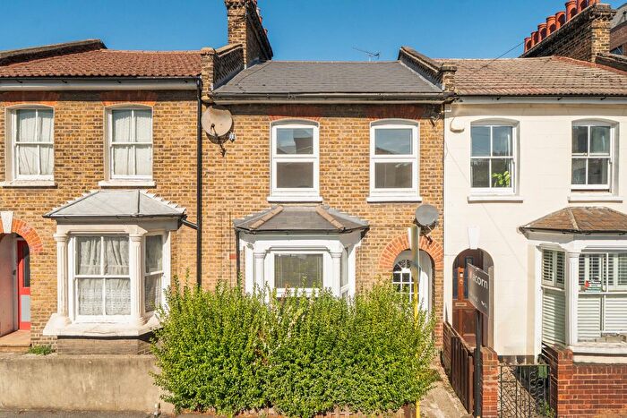 3 Bedroom Detached House For Sale In Bertrand Street, London, SE13