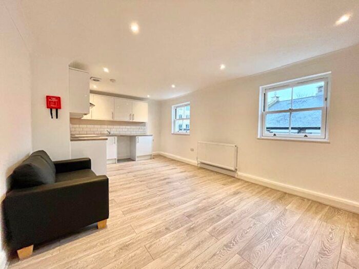 2 Bedroom Apartment To Rent In Fisher Court, SE14