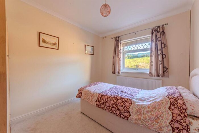 2 Bedroom Bungalow For Sale In Pilton Vale, Newport, NP20