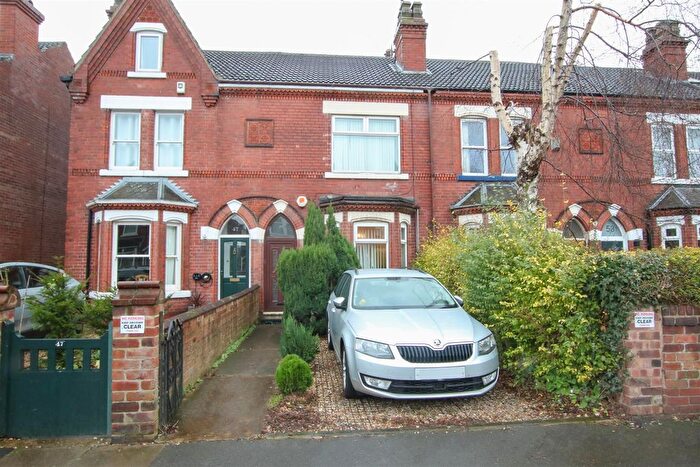 4 Bedroom Terraced House For Sale In St. Marys Road, Doncaster, DN1