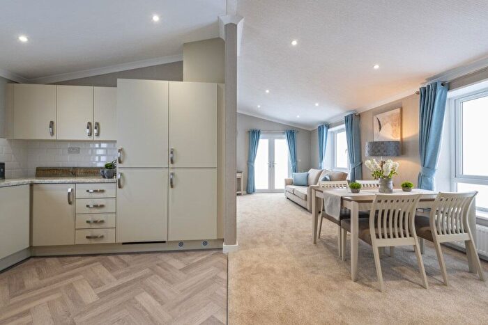 2 Bedroom Park Home For Sale In St Osyth Place, St. Osyth, Clacton-On-Sea, CO16