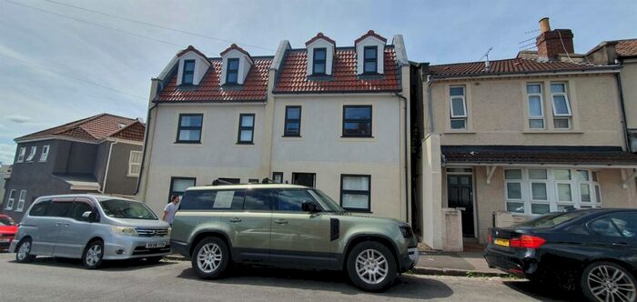 5 Bedroom House To Rent In Woodbine Road, Bristol, BS5