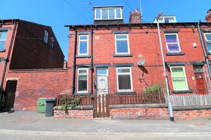 2 Bedroom Terraced House To Rent In Edinburgh Avenue, Armley, LS12