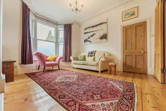 4 Bedroom Property To Rent In Plato Road, London, SW2