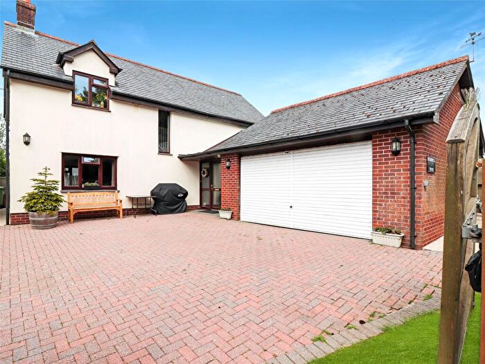 4 Bedroom Detached House For Sale In Dragon Hill, Langtree, Torrington, EX38