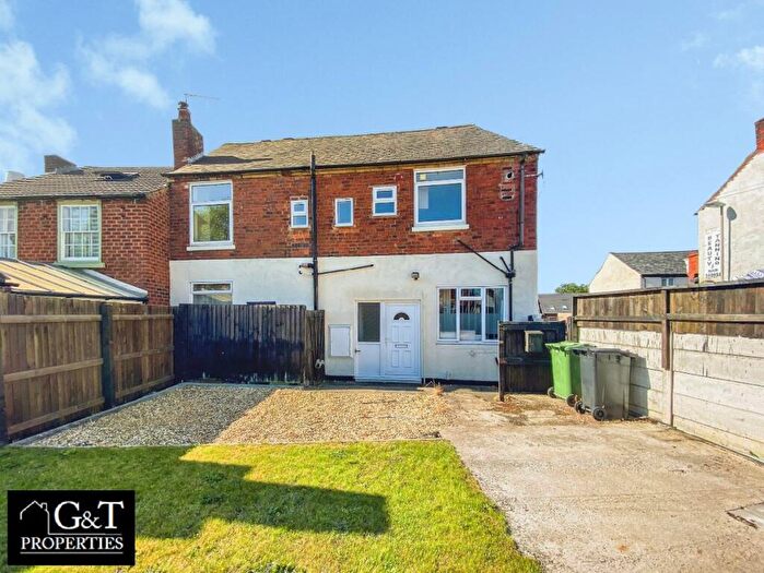2 Bedroom Flat To Rent In High Street, Quarry Bank, Brierley Hill, DY5