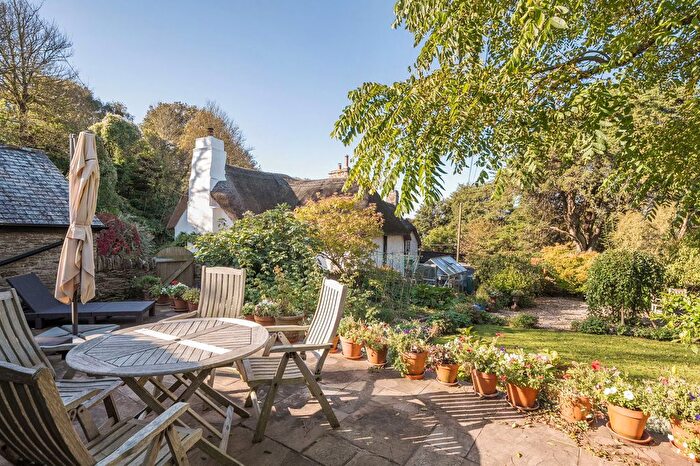 4 Bedroom End Of Terrace House For Sale In Ringmore, TQ7