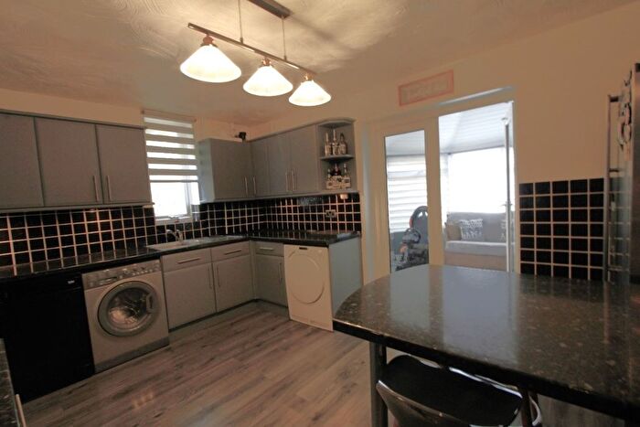 2 Bedroom Semi-Detached House For Sale In Long Lane, Bolton, BL2