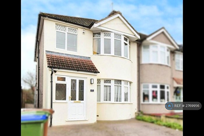 3 Bedroom End Of Terrace House To Rent In Anthony Road, Welling, DA16