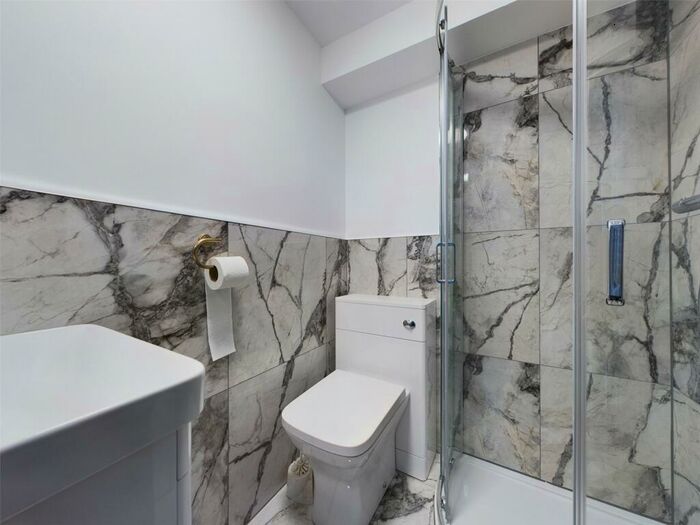 Apartment To Rent In Castle Street, Brighton, BN1