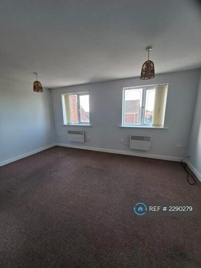 2 Bedroom Flat To Rent In Thornwood Close, Thurnscoe, Rotherham, S63