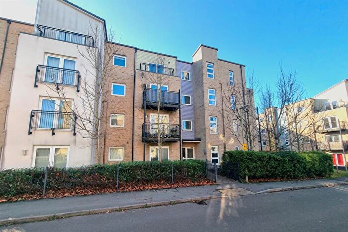 1 Bedroom Flat To Rent In Chandlers Ford, SO53