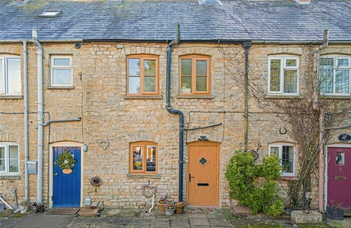 2 Bedroom Terraced House For Sale In School Lane, Brackley, NN13