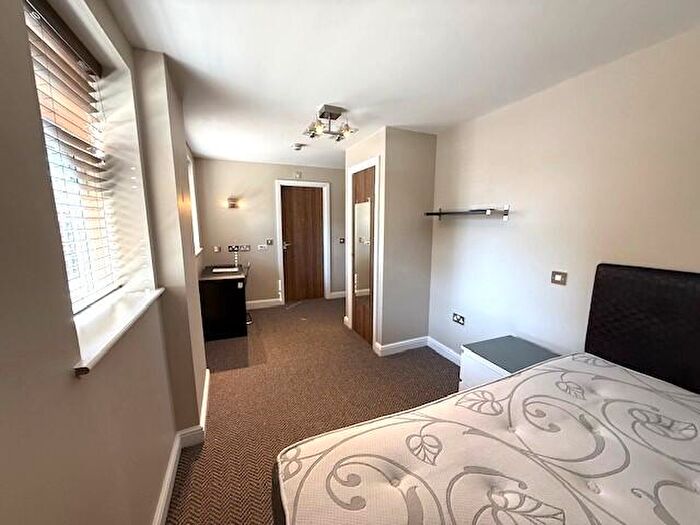 15 Bedroom House Of Multiple Occupation To Rent In The Railway Residence, (Bentley Interns August ), CW1