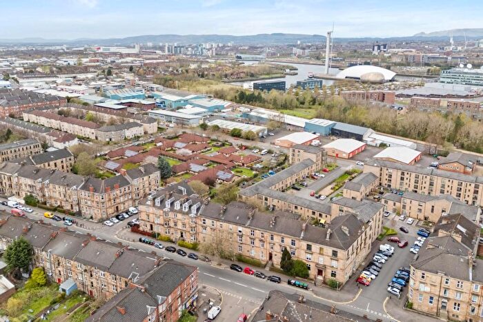 3 Bedroom Flat For Sale In Paisley Road West, Cessnock, G51